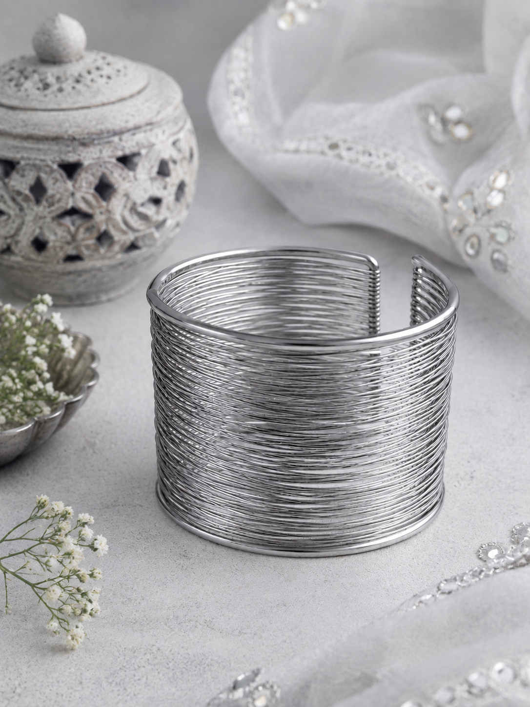 Leher Cuff: Adjustable Wired Cuff Bangle