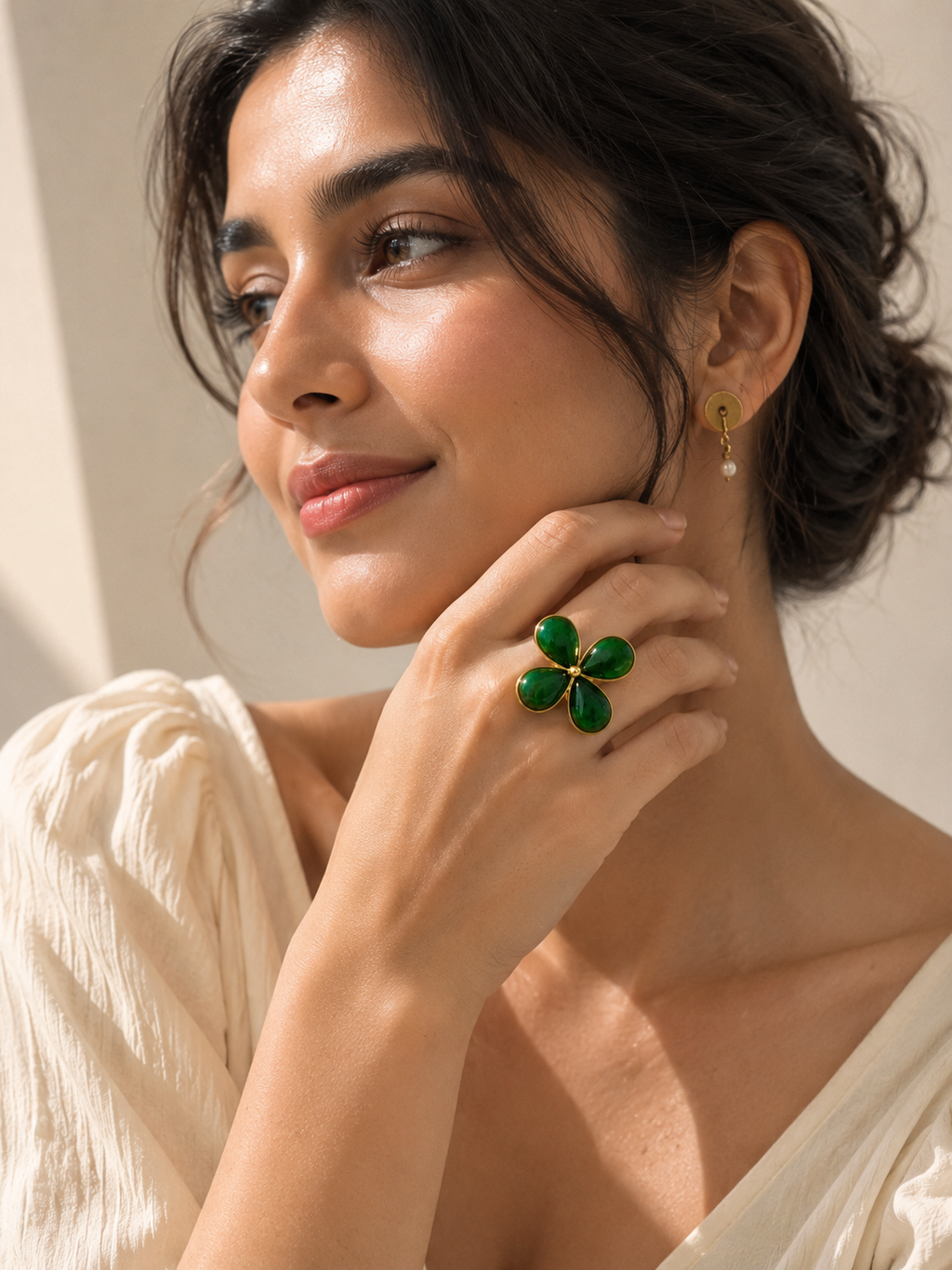 Green bloom ring